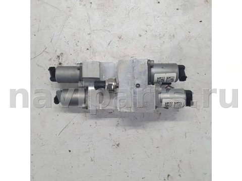 Блок клапанов гидроподвески BMW X5 F15, 2013 г., OEM 6794578, арт. B22658_5, фото 2