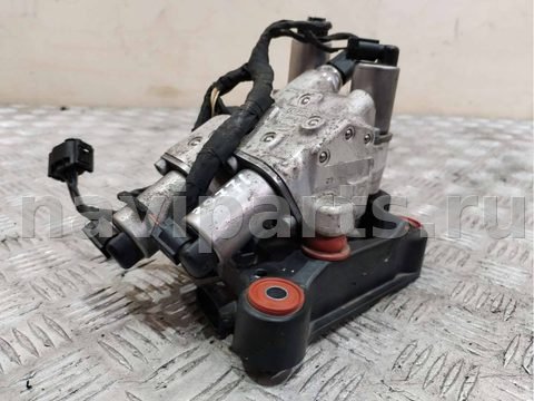 Блок клапанов гидроподвески BMW 7 F01/F02, 2009 г., OEM 6775258, арт. B39771_3, фото 2