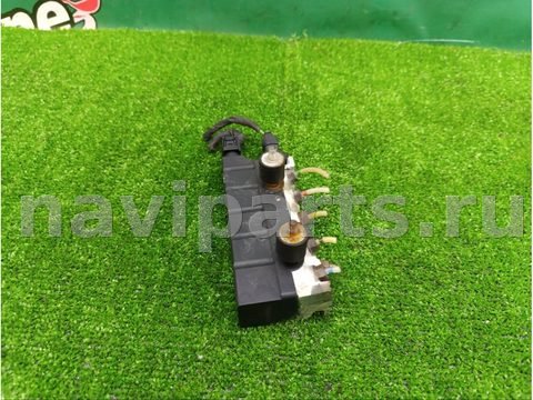 Блок клапанов гидроподвески Mercedes S, 2001 г., OEM A2203200258, арт. Tune_136526, фото 3