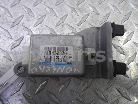 Новое Mitsubishi Montero, 2001 г., OEM MR452379, арт. 00116256