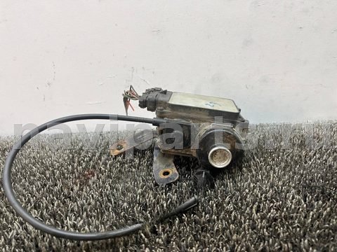 Новое Ford Taurus, 2001 г., OEM YF1F9C734EB, арт. 433-21, фото 2