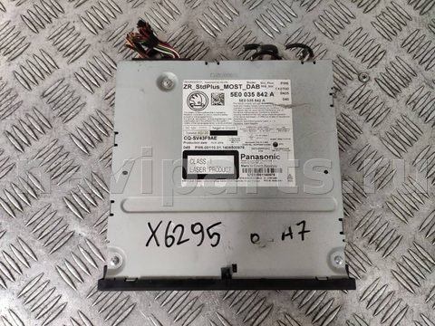 Блок мультимедиа Skoda Octavia A7, 2014 г., OEM 5E0035842A, арт. 101653104, фото 2