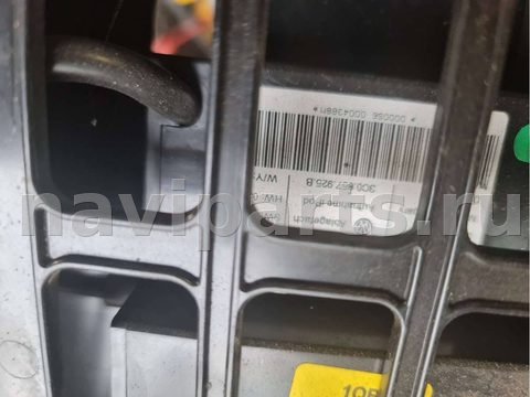Блок мультимедиа Volkswagen Passat B7, 2011 г., OEM 5N0035342D, арт. 38506123, фото 2