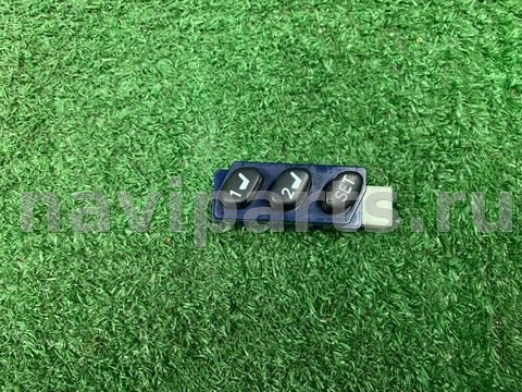 Блок памяти сидений Lexus RX, 2005 г., OEM 8492748020, арт. 1208394312415670144