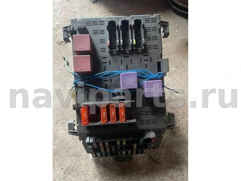 Блок предохранителей Renault Laguna, 1995 г., OEM 7703197962, арт. 108614686