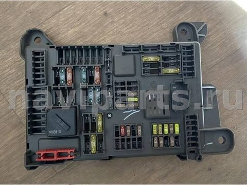 Блок предохранителей BMW X5, 2010 г., OEM 518954021a, арт. 5361