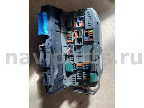 Блок предохранителей BMW X5, 2010 г., OEM 518966010b, арт. 5362