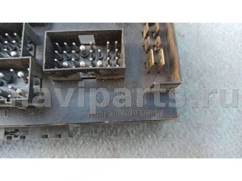 Блок предохранителей Volkswagen Jetta, 1988 г., OEM 171941813D, арт. 67501041