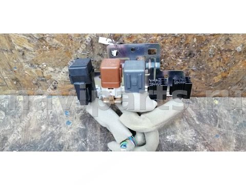 Блок реле Infiniti QX56, 2012 г., арт. 00038987