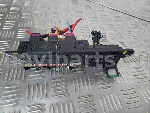 Блок реле Skoda Octavia, 2004 г., OEM 8l0941822, арт. 005334, фото 3