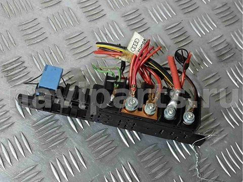Блок реле Audi A6, 2003 г., OEM 8l0941822a, арт. 011784, фото 2
