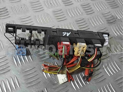 Блок реле Audi A6, 2003 г., OEM 8l0941822a, арт. 011784, фото 3