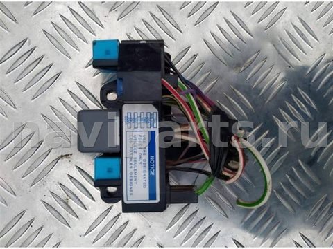 Блок реле Toyota Hilux, 2012 г., арт. 106097