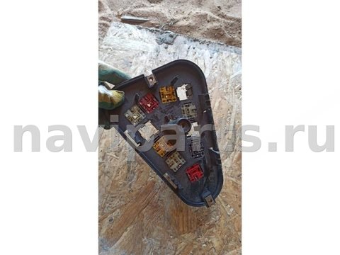 Блок реле Volvo 440, 1992 г., арт. 111061443