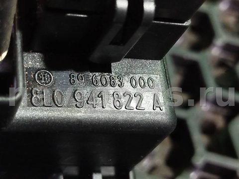 Блок реле Audi A6 C5, 2002 г., OEM 8L0941822A, арт. 111112197, фото 2