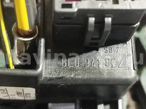 Блок реле Volkswagen Golf, 2002 г., OEM 8L0941822, арт. 111413997, фото 3