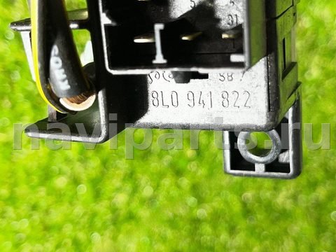 Блок реле Volkswagen Golf, 2003 г., OEM 8L0941822, арт. 113003651, фото 2