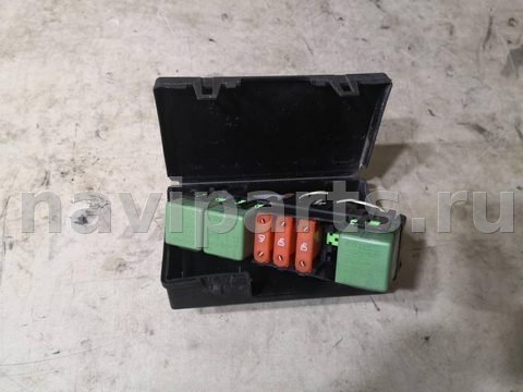 Блок реле Peugeot 407, 2004 г., OEM 9632229480, арт. 16408