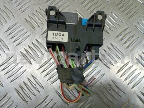 Блок реле Toyota Hilux, 2010 г., OEM 826600K030, арт. 202242