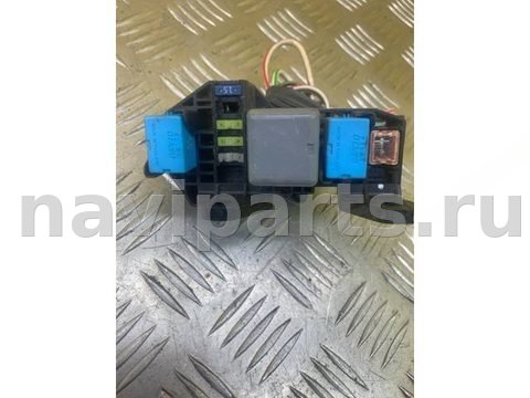 Блок реле Toyota Hilux, 2012 г., OEM 90987T2002, арт. 223038