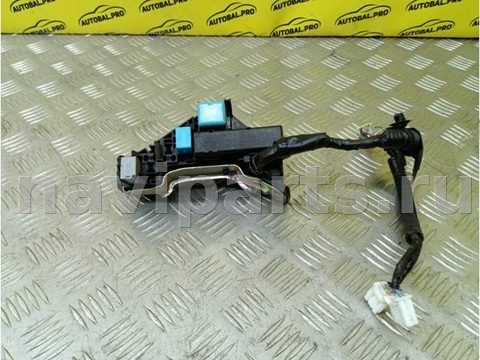 Блок реле Toyota Hilux, 2017 г., OEM 826600K070, арт. 229562