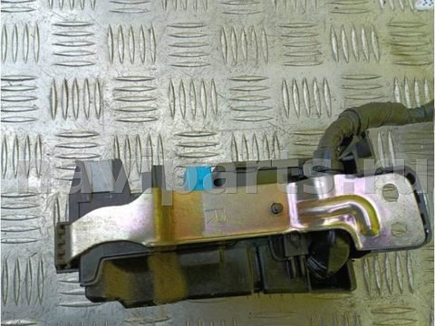 Блок реле Toyota Hilux, 2017 г., OEM 826600K070, арт. 229562, фото 3