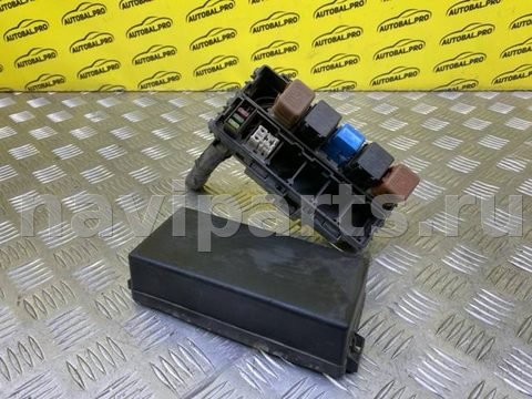 Блок реле Nissan Pathfinder, 2005 г., OEM 2438351E01, арт. 230313