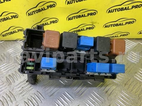 Блок реле Nissan Pathfinder, 2007 г., OEM 2438351E01, арт. 235459