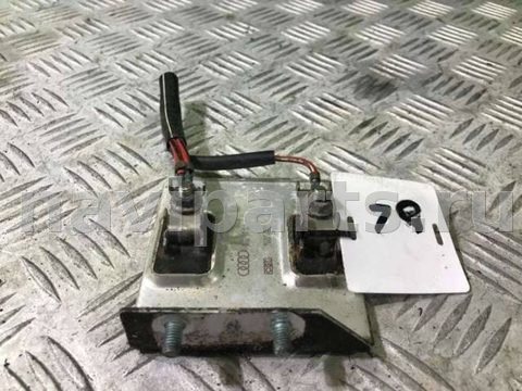 Блок реле Audi A6 C5, 2001 г., OEM 8D0959493, арт. 28671703