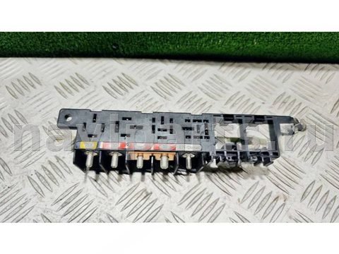 Блок реле Audi A6 C5, 2003 г., OEM 8L0941822A, арт. 58204617