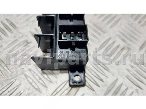 Блок реле Audi A6 C5, 2003 г., OEM 8L0941822A, арт. 58204617, фото 3