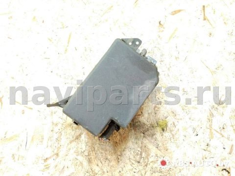 Блок реле Toyota RAV4, 2010 г., OEM 8266242280, арт. 60545878