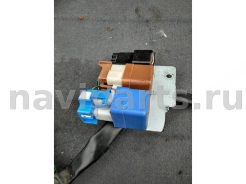 Блок реле Nissan Navara, 2003 г., арт. 61511
