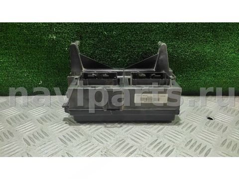 Блок реле Jeep Grand Cherokee, 2005 г., OEM 04692073AB, арт. 61596171