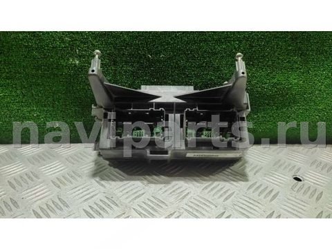 Блок реле Jeep Grand Cherokee, 2005 г., OEM 04692073AB, арт. 61596171, фото 2
