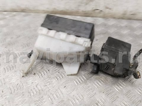 Блок реле Nissan X-Trail, 2004 г., арт. 76987_2000001328187, фото 3