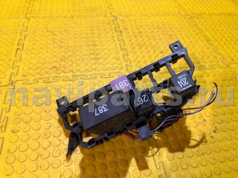 Блок реле Volkswagen Passat, 2003 г., OEM 8D0937503E, арт. 91638_3