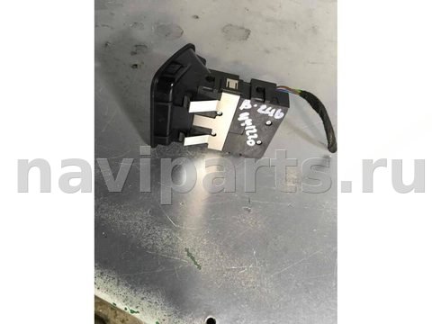 Блок реле Mercedes B W246, 2015 г., OEM 0009822023, арт. 9270