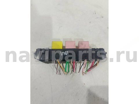 Блок реле Renault Master, 2006 г., OEM 7703297572, арт. 97971894