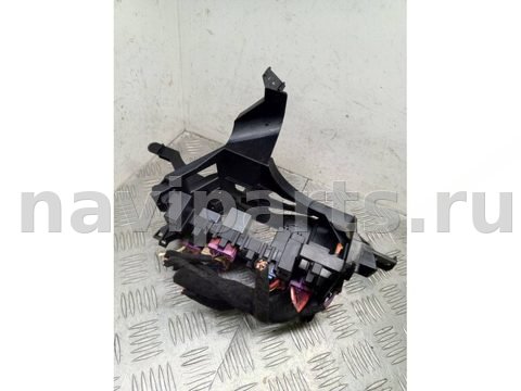 Блок реле Audi Q7, 2007 г., OEM 4L1937503, арт. 999593980173