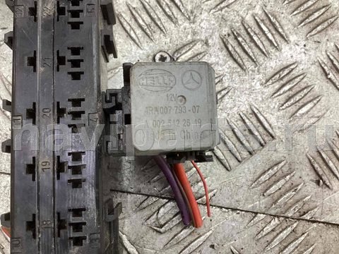 Блок реле Mercedes Sprinter, 2013 г., OEM A9065460643, арт. A815374, фото 3