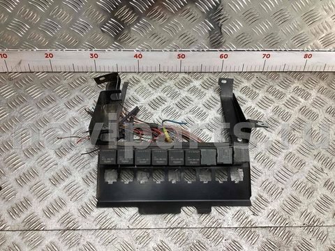 Блок реле Mercedes Vario, 1996 г., OEM V23234A0004X053, арт. A815392
