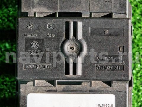 Блок реле Volkswagen Passat, 2011 г., OEM 013949781, арт. D13962, фото 3
