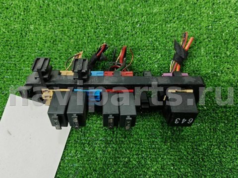Блок реле Volkswagen Passat, 2009 г., OEM 1K2937503A, арт. D5484