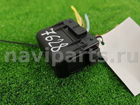 Блок реле Renault Megane, 2010 г., OEM 8200222933B, арт. D7628, фото 3