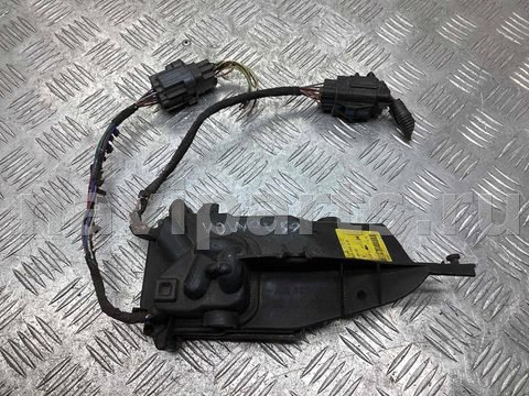 Новое Volvo V50, 2003 г., OEM 1307329098, арт. A578774