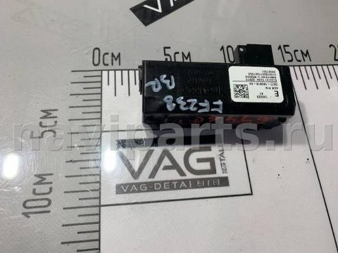 Блок управления бесключевым доступом Ford Fusion, 2014 г., OEM DS7T18D816EK, арт. 31413665