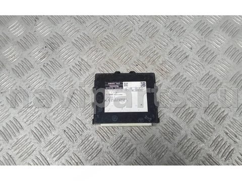 Блок управления бесключевым доступом Toyota Prius V ZFW41, 2013 г., арт. 94C05XH01