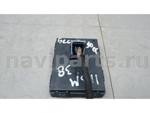 Блок управления бесключевым доступом Volkswagen Passat B8, 2015 г., арт. HBM38XH01