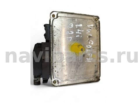 Блок управления двигателем Volkswagen Golf, 2002 г., OEM 036906032D, арт. 105664620